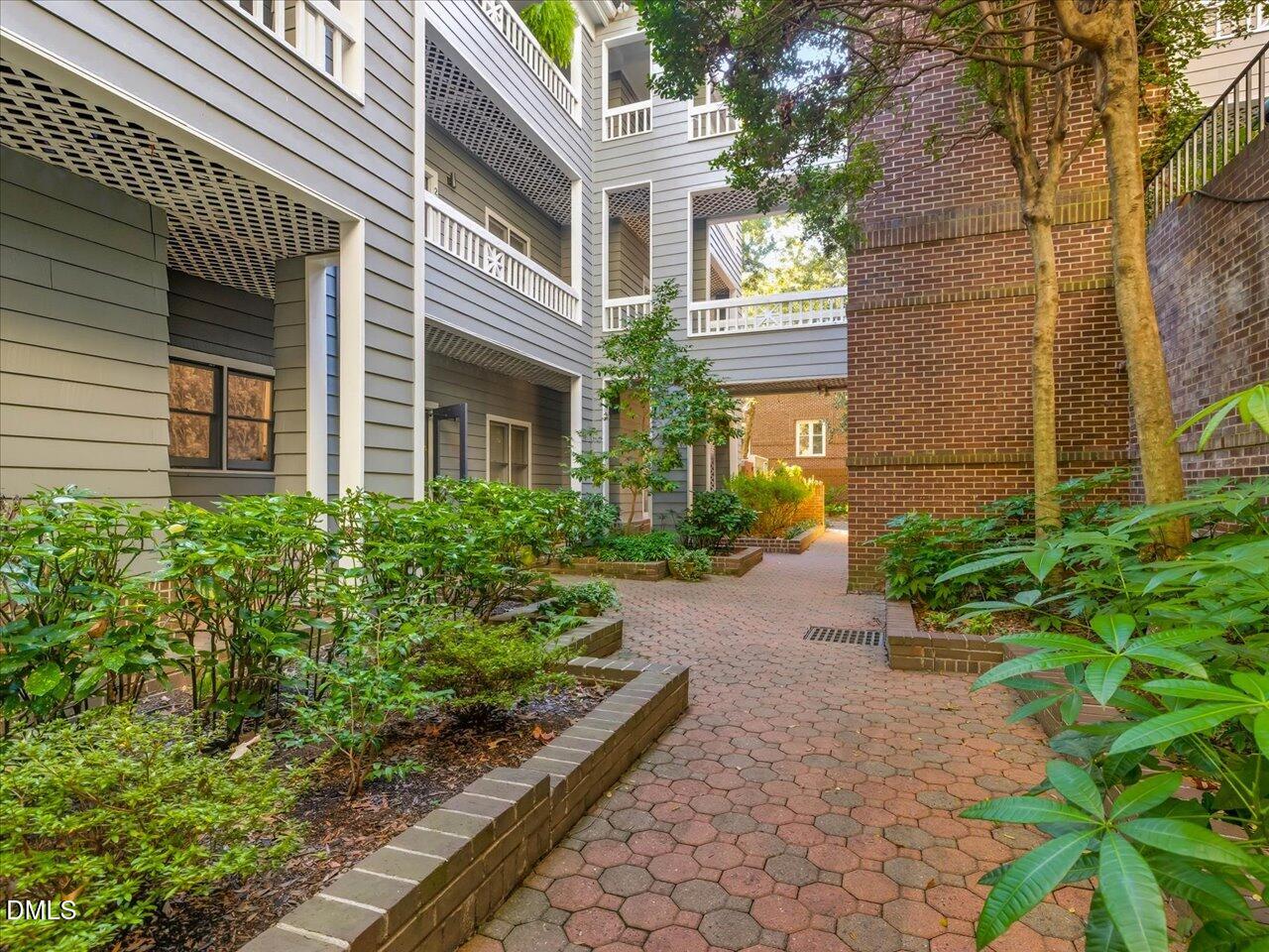 741 Bishops Park Drive # 304