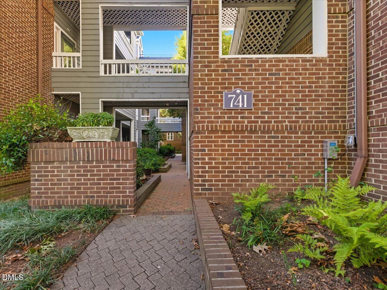 741 Bishops Park Drive # 304