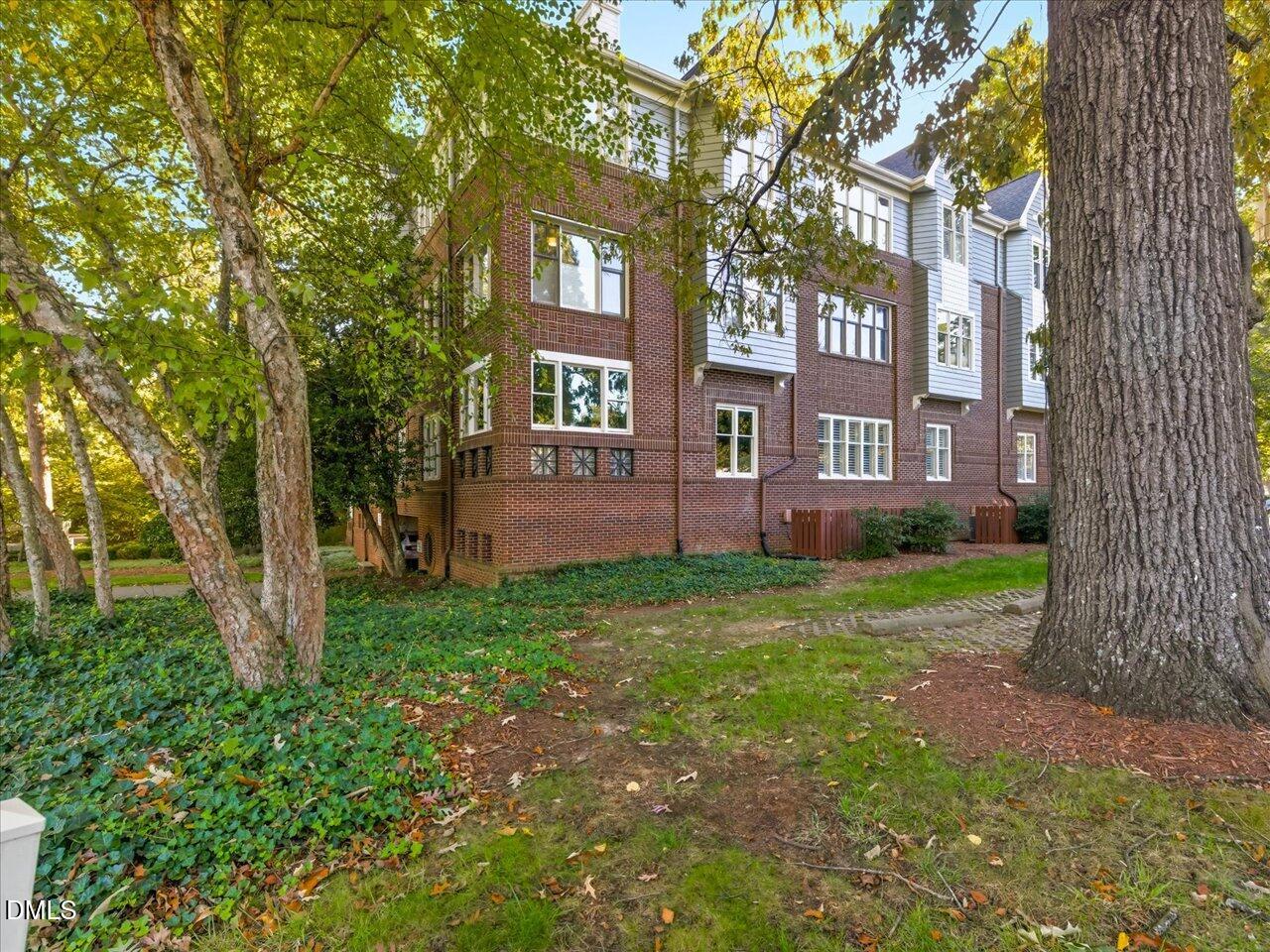 741 Bishops Park Drive # 304
