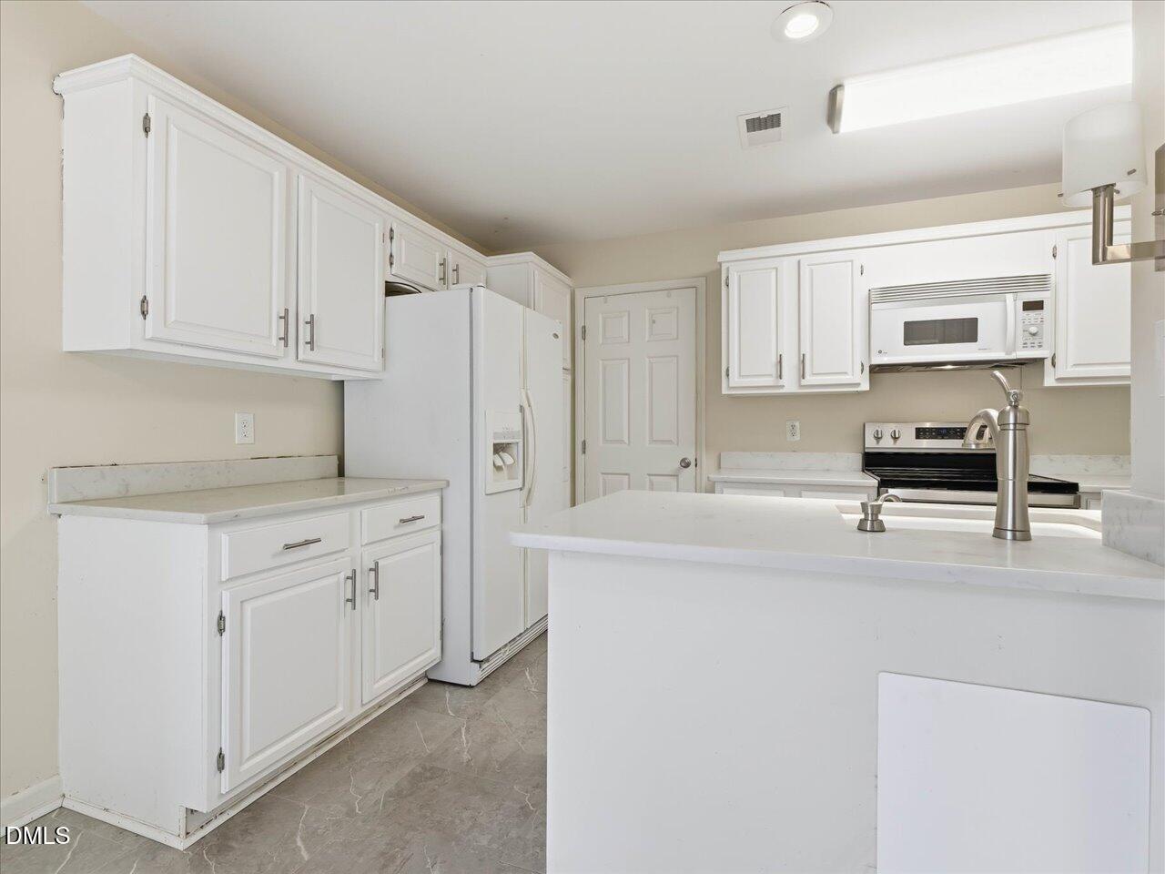 741 Bishops Park Drive # 304