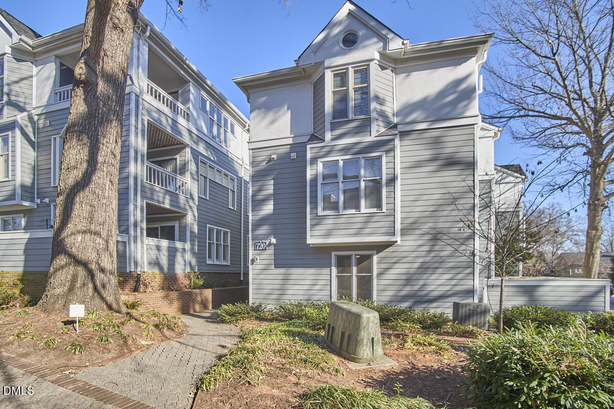 720 Bishops Park Drive # 101