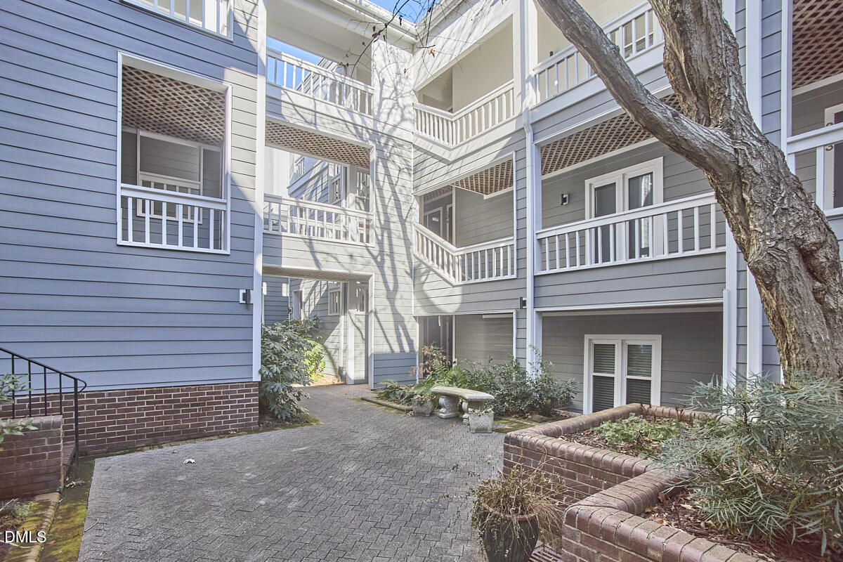 720 Bishops Park Drive # 101