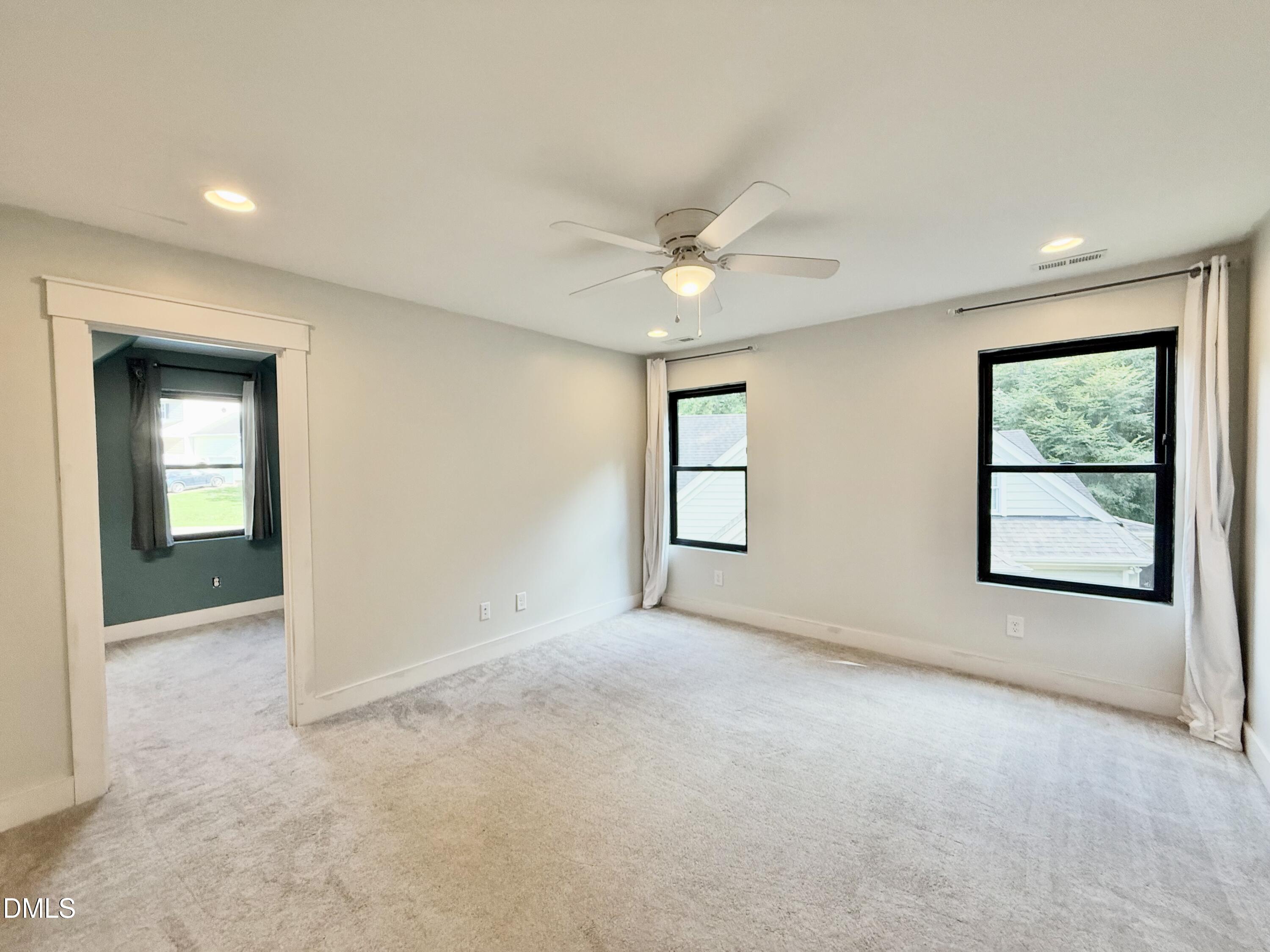 1401 Freshwater Court