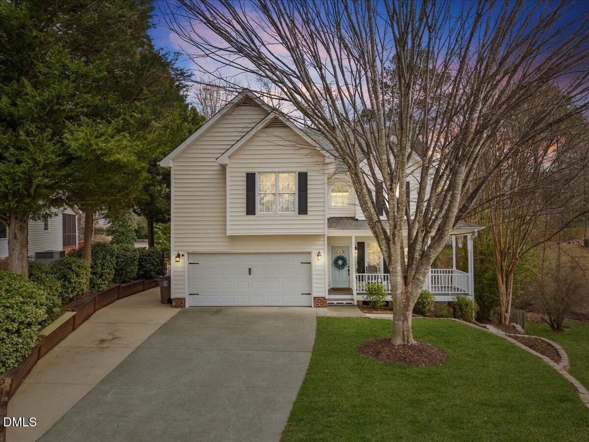 813 Deer Hollow Court