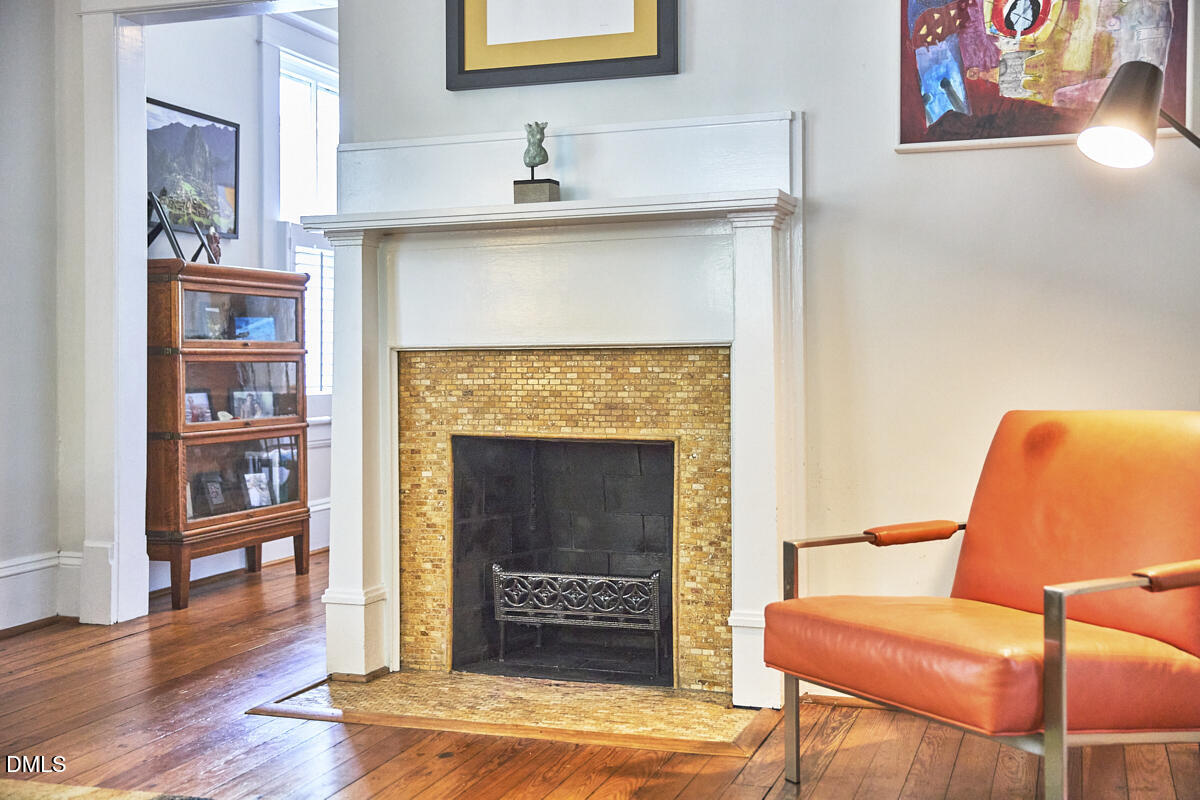 317 Pell Street