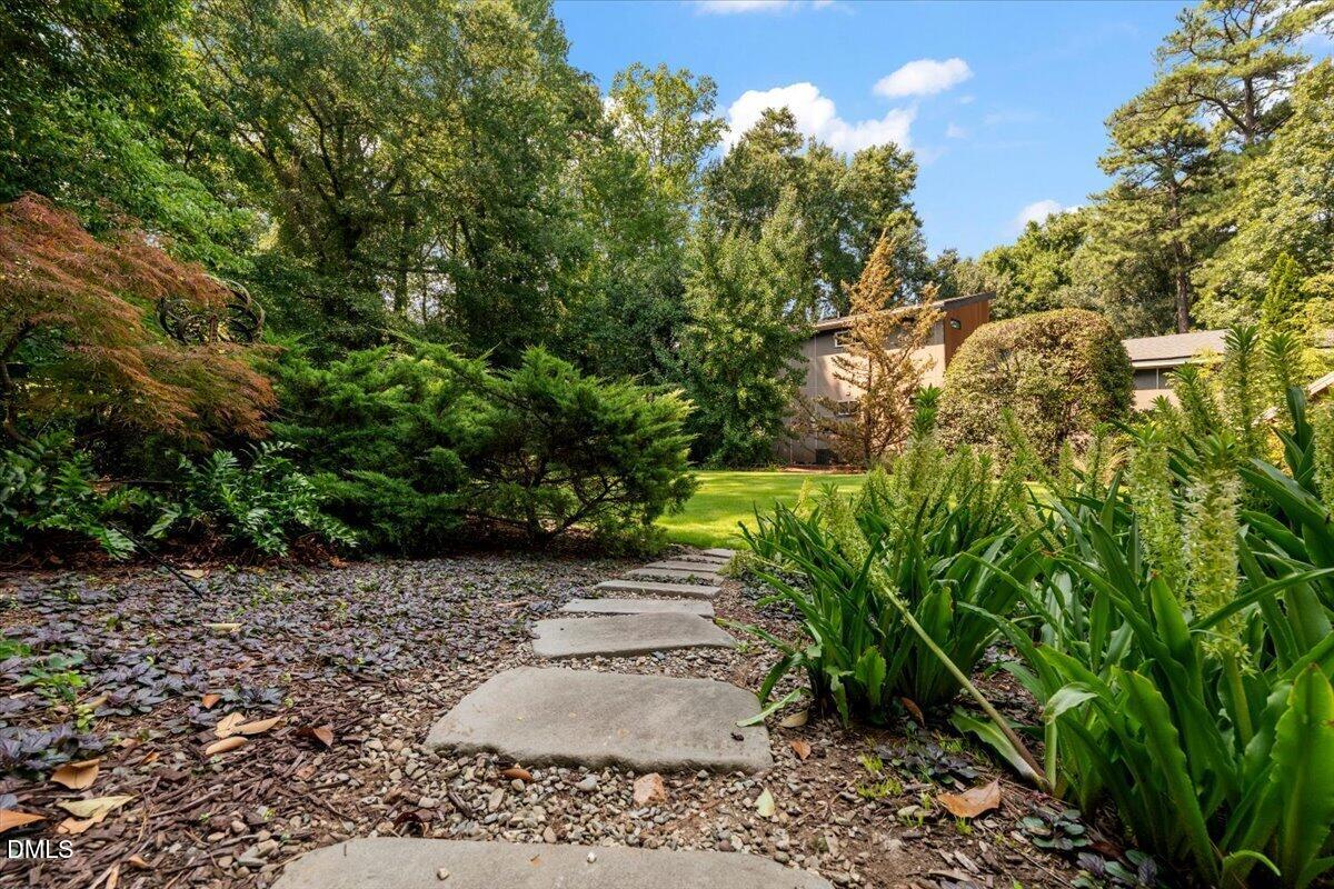 1207 Duplin Road
