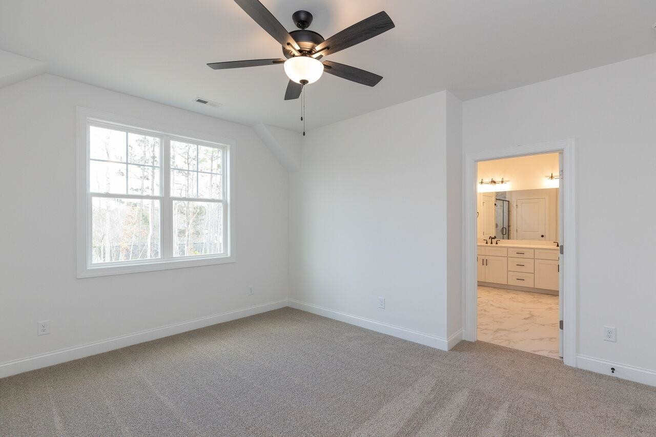 225 Southerby Bluffs Court