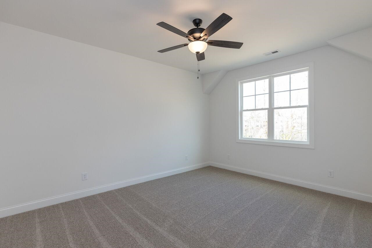 225 Southerby Bluffs Court