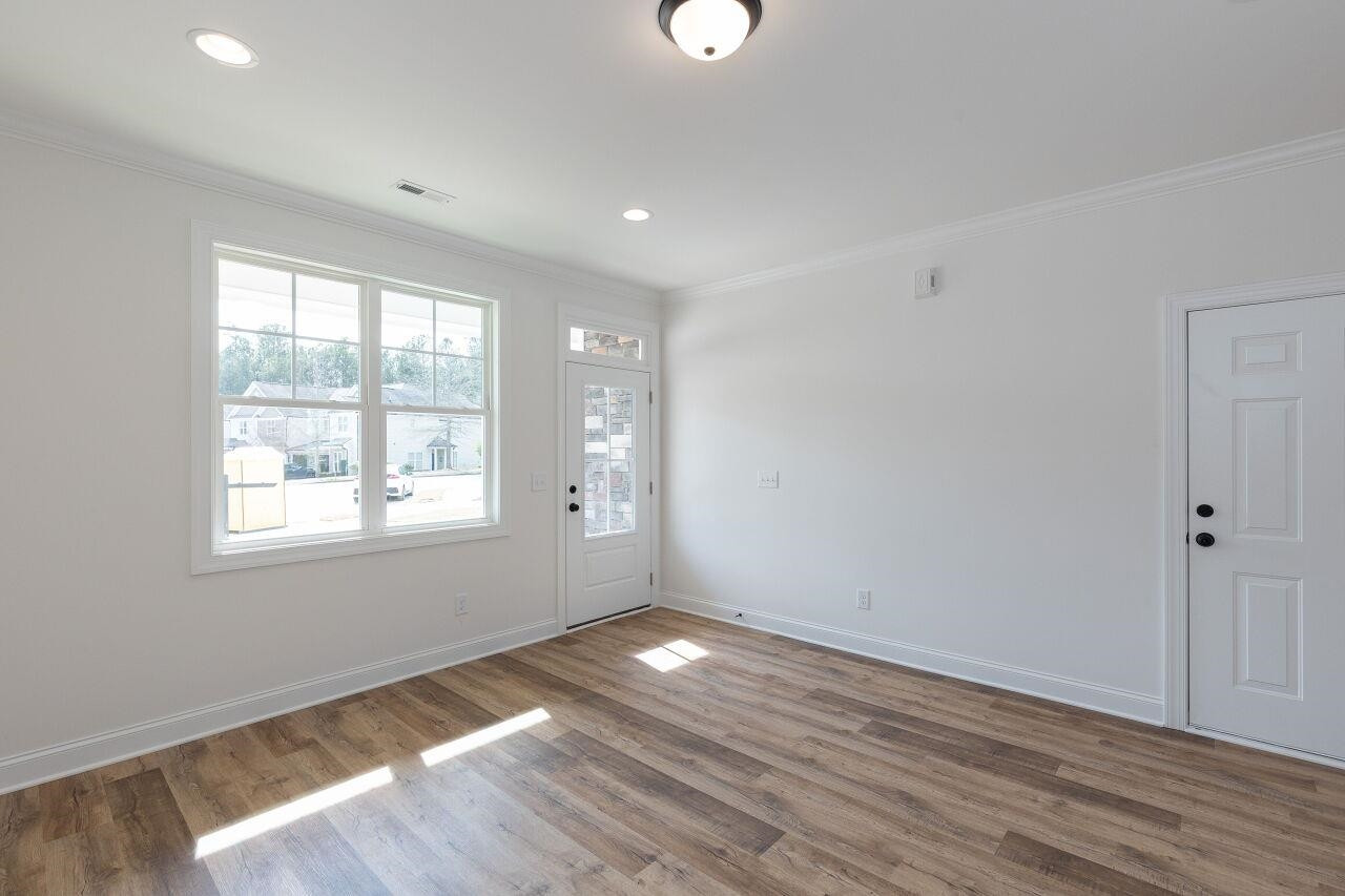 225 Southerby Bluffs Court