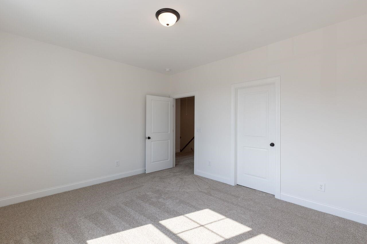 225 Southerby Bluffs Court