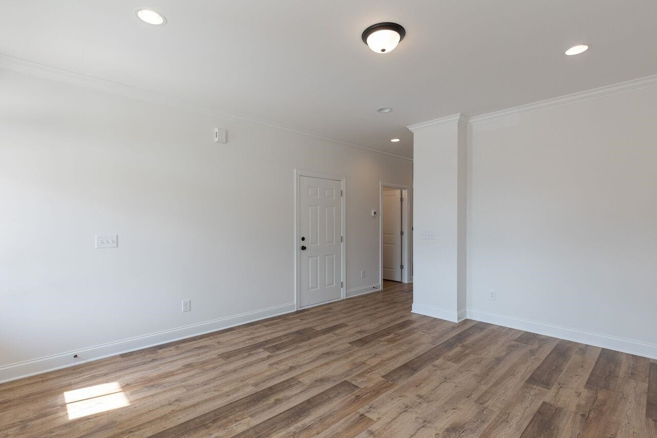 225 Southerby Bluffs Court
