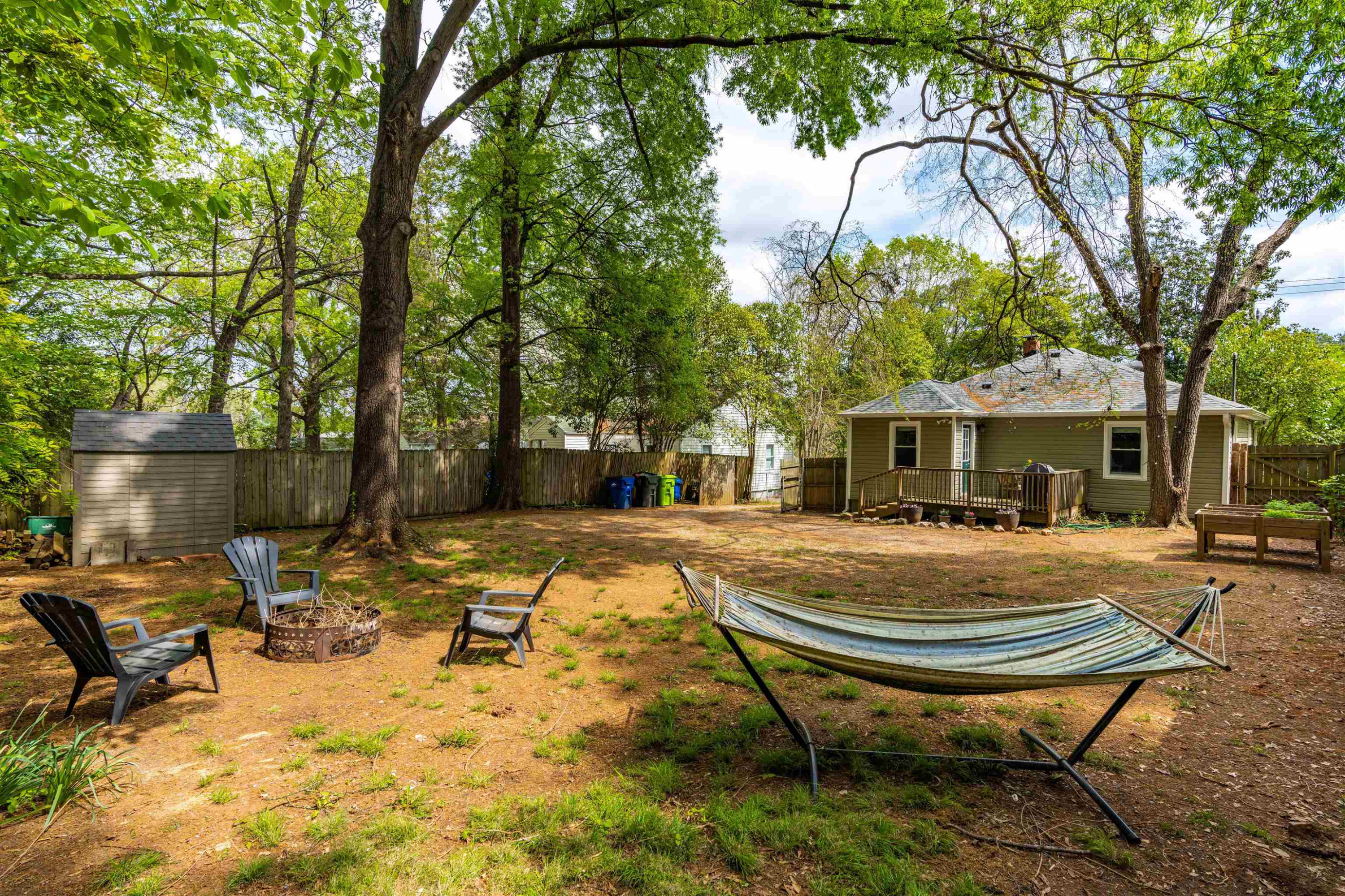 2027 Wake Forest Road
