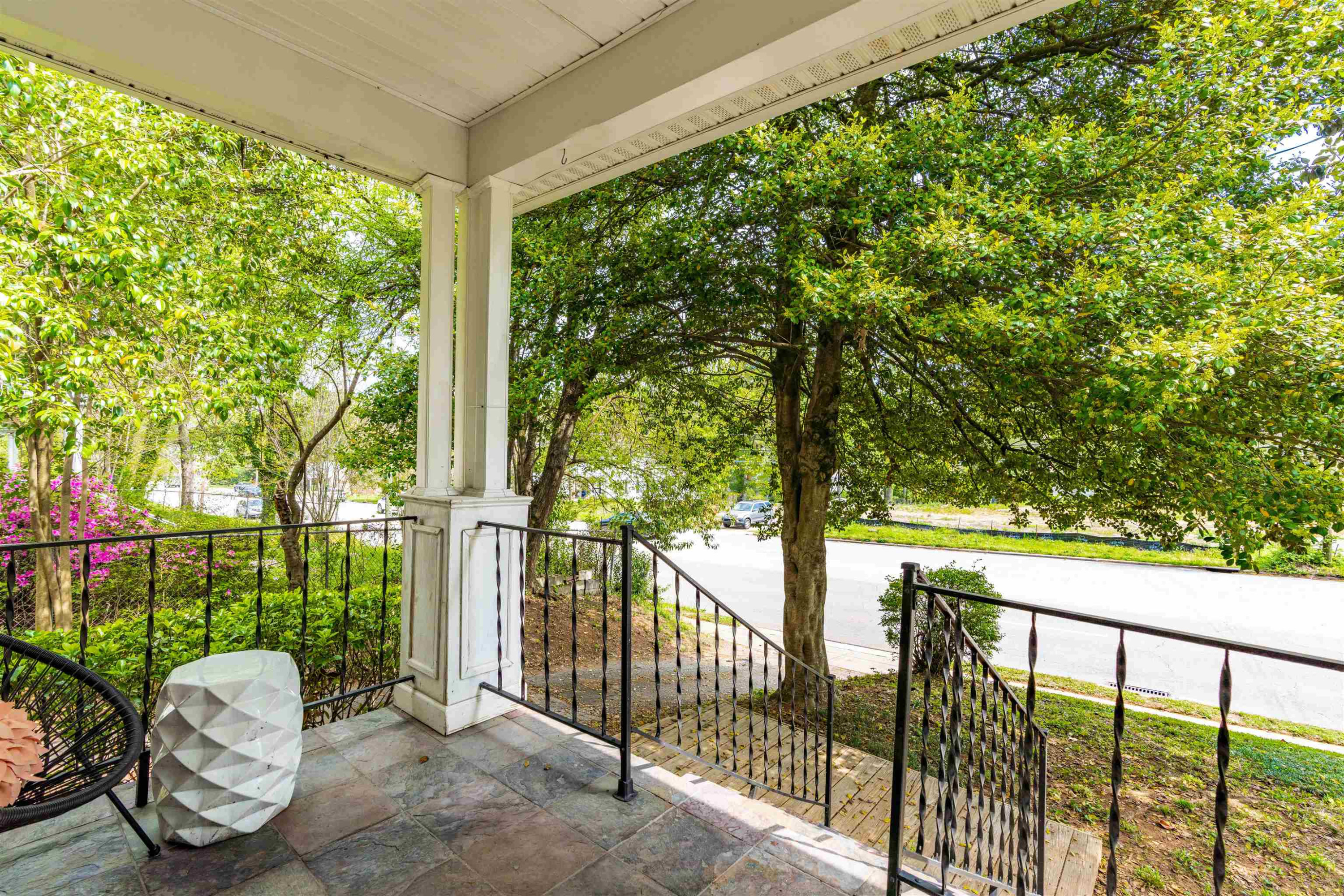 2027 Wake Forest Road