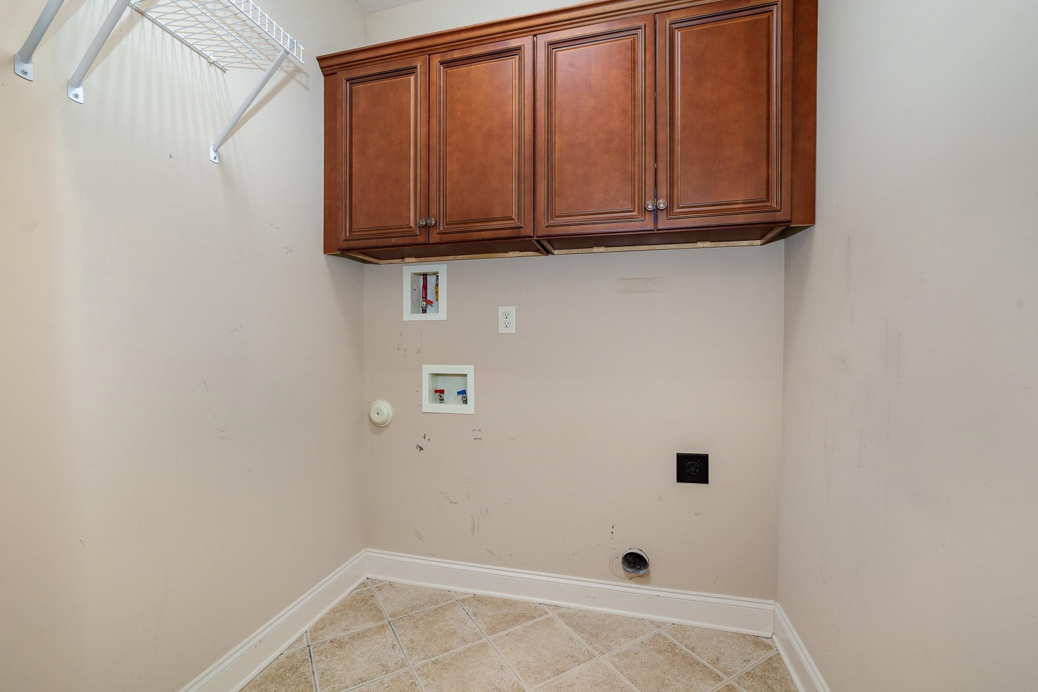 257 Shady Hollow Lane