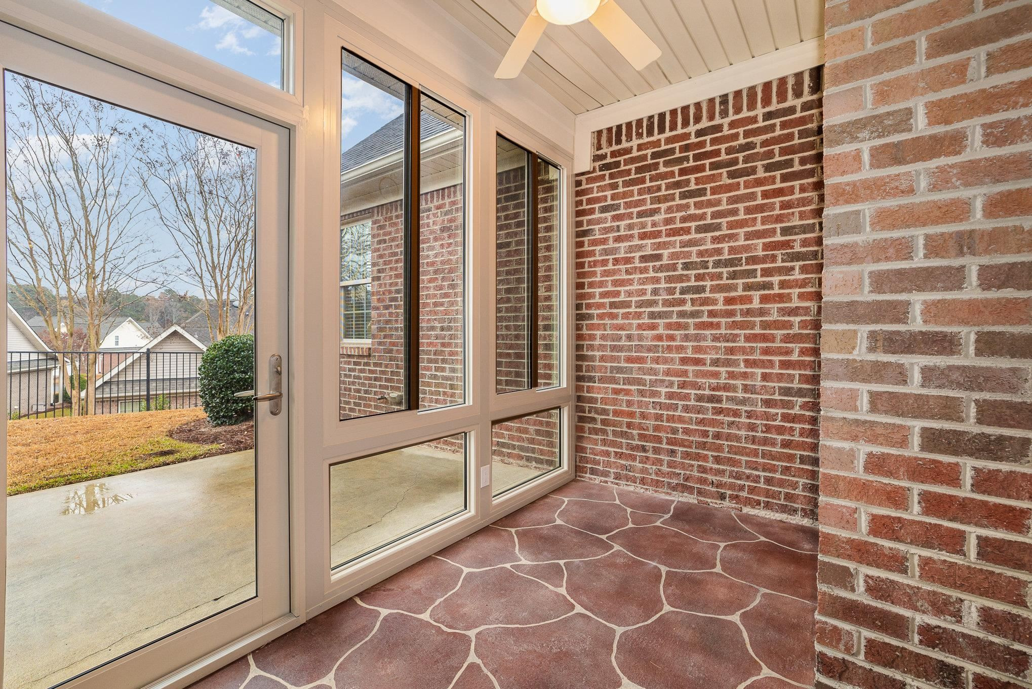 257 Shady Hollow Lane