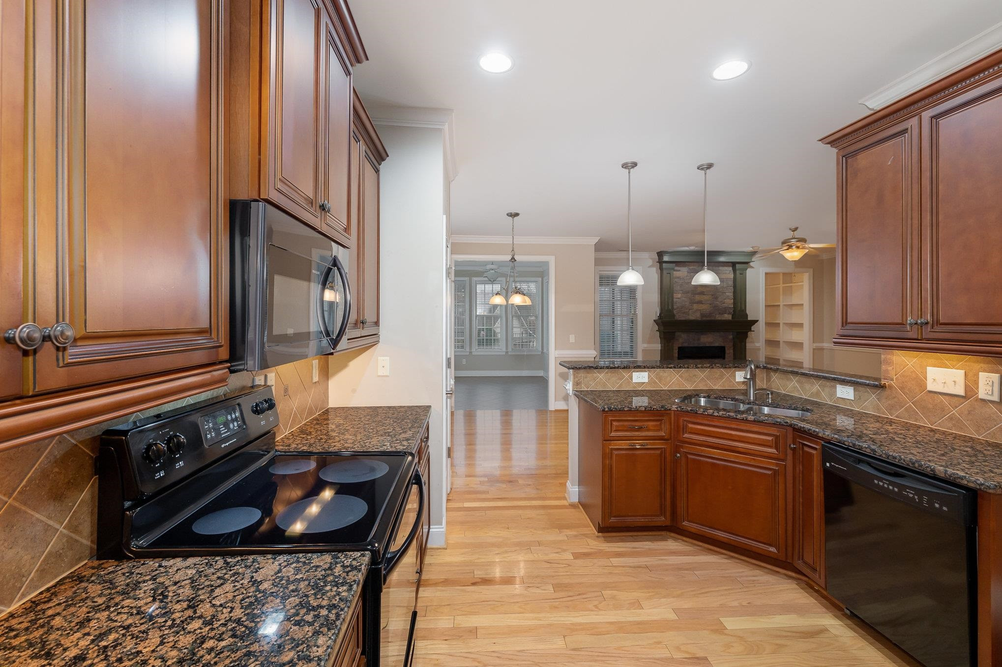 257 Shady Hollow Lane
