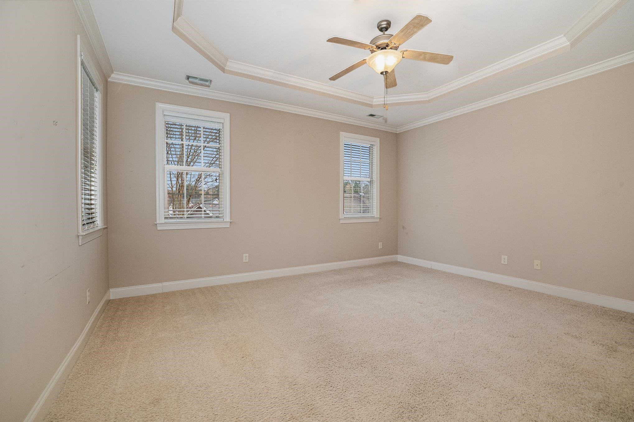257 Shady Hollow Lane