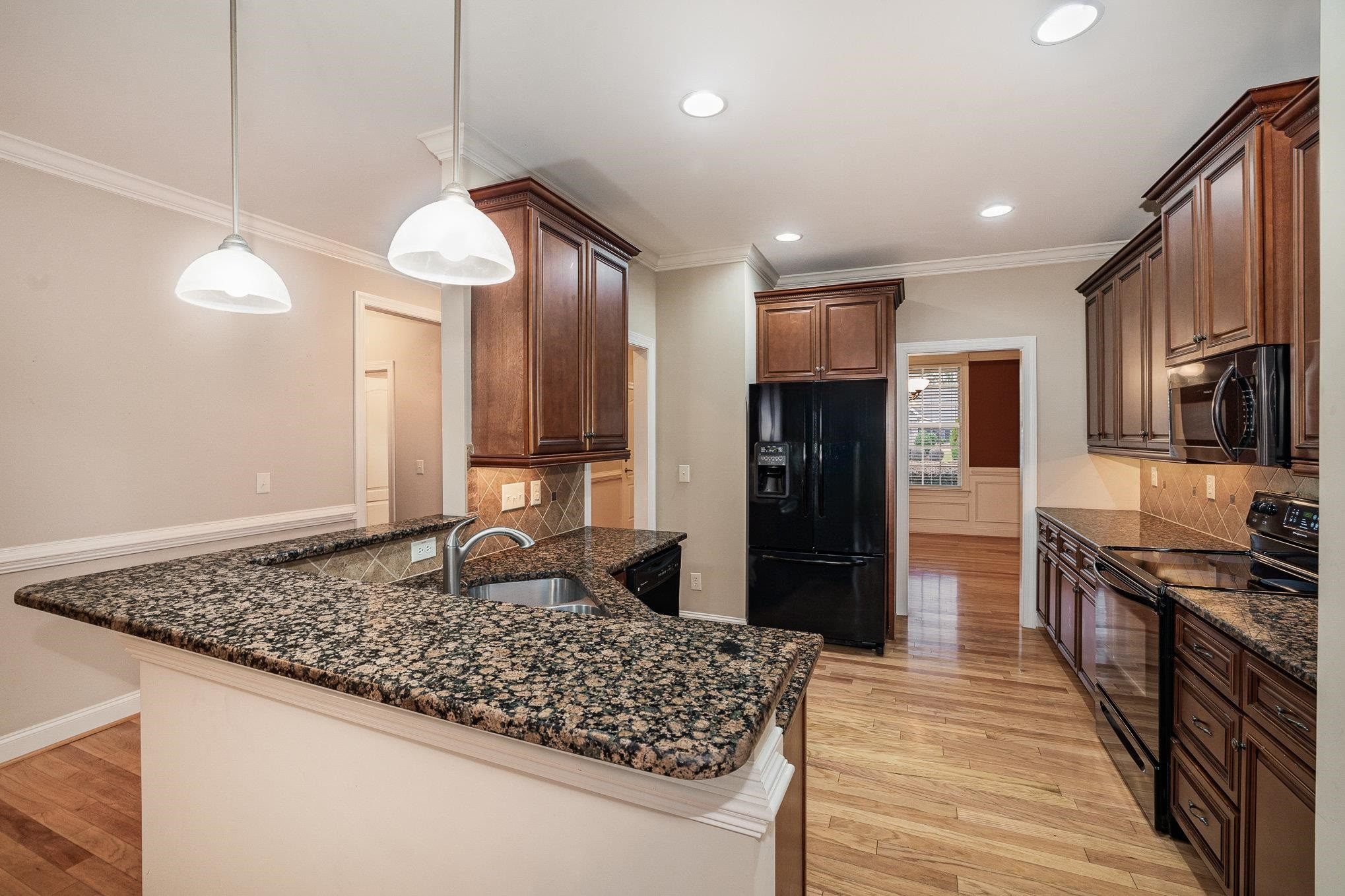 257 Shady Hollow Lane