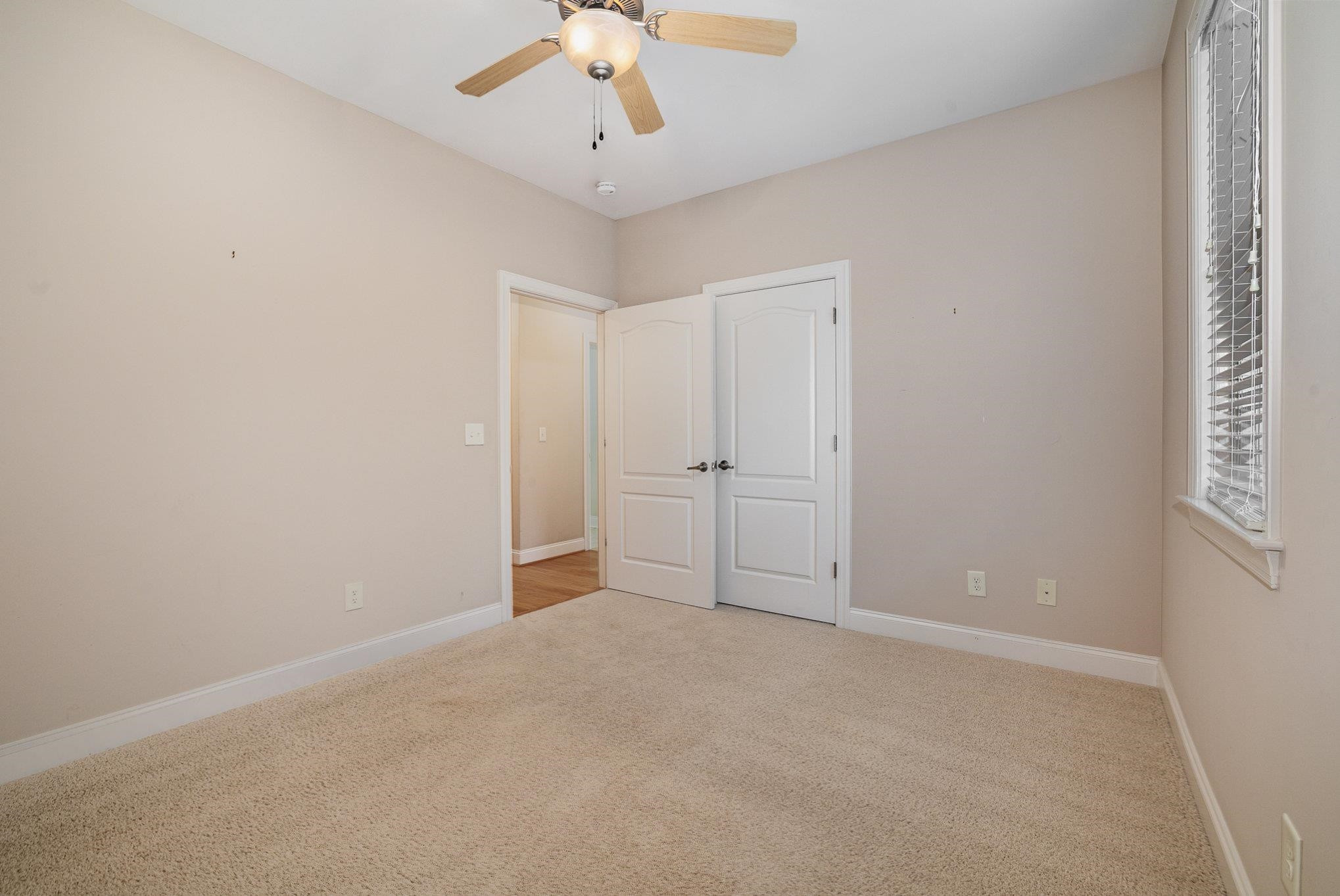 257 Shady Hollow Lane