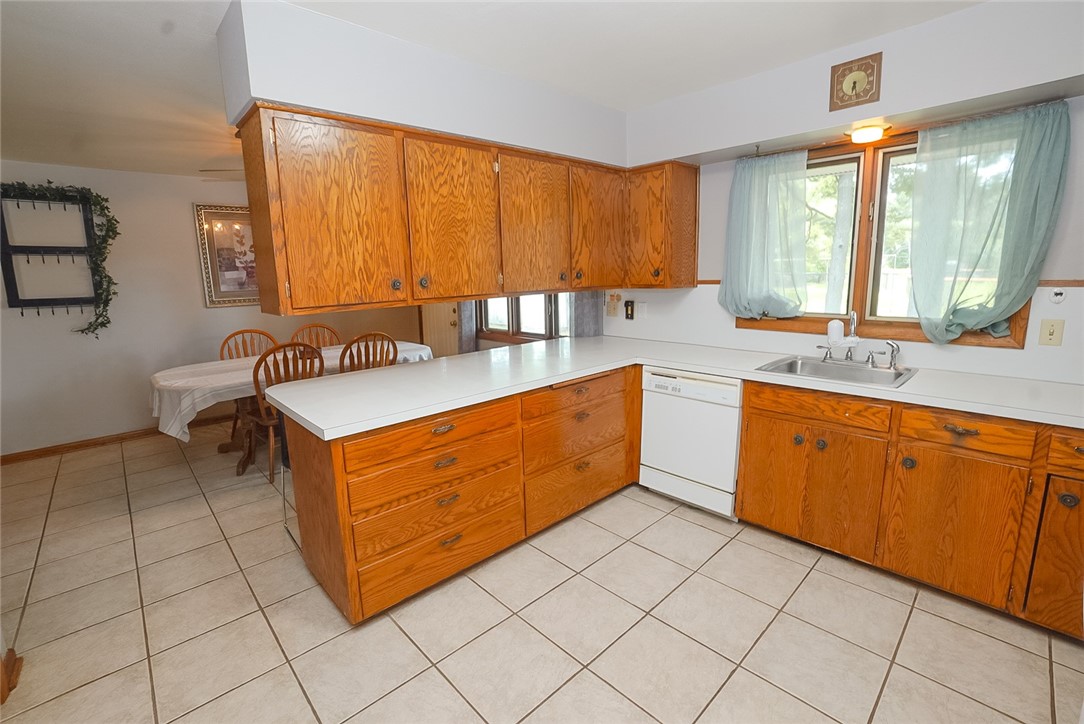 S10464 County Road Hh I