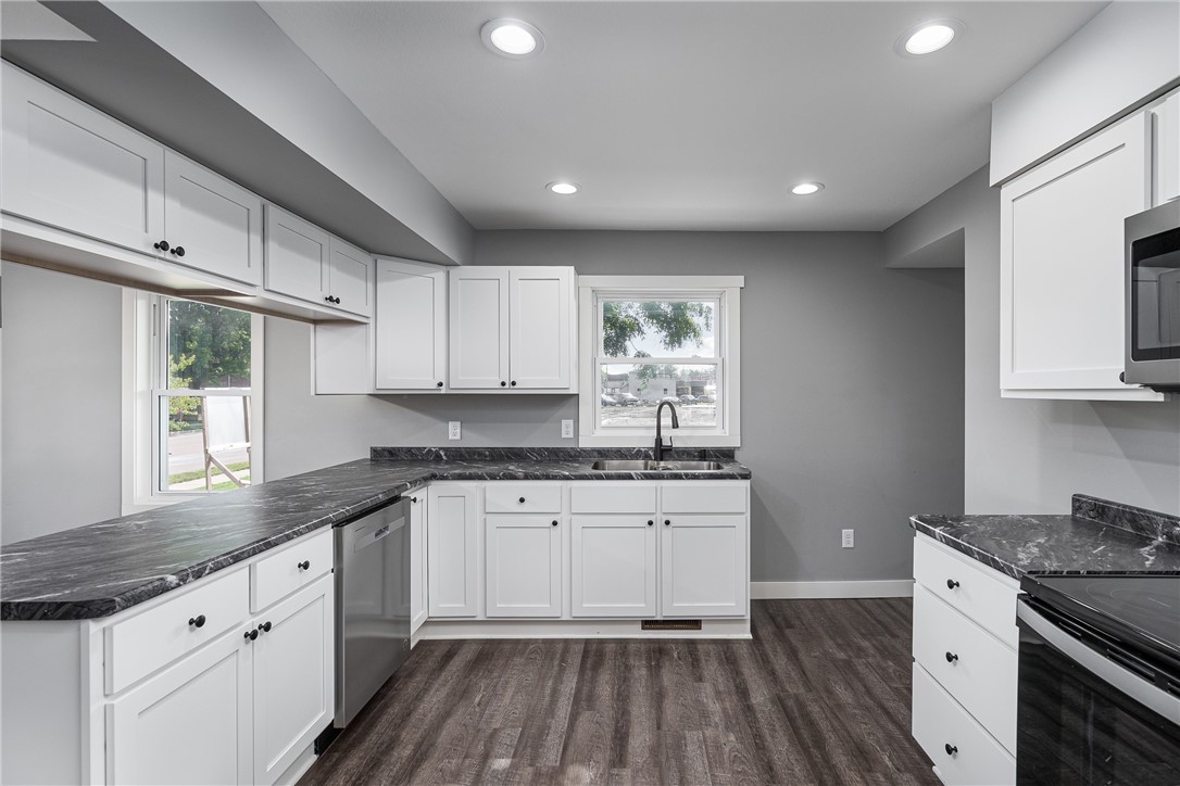 312 W Lincoln Street