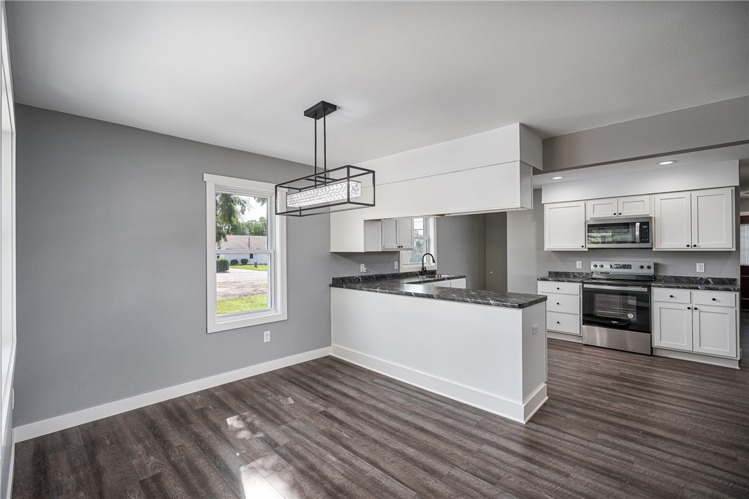 312 W Lincoln Street