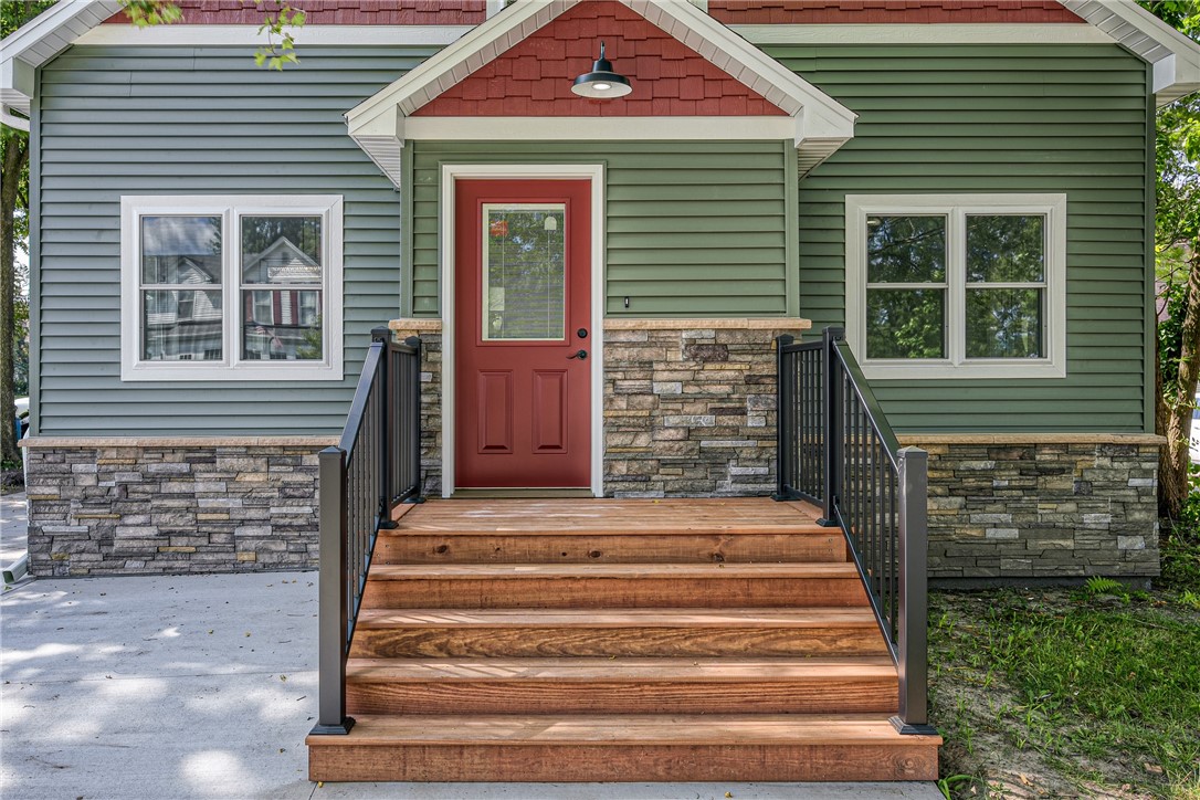 312 W Lincoln Street