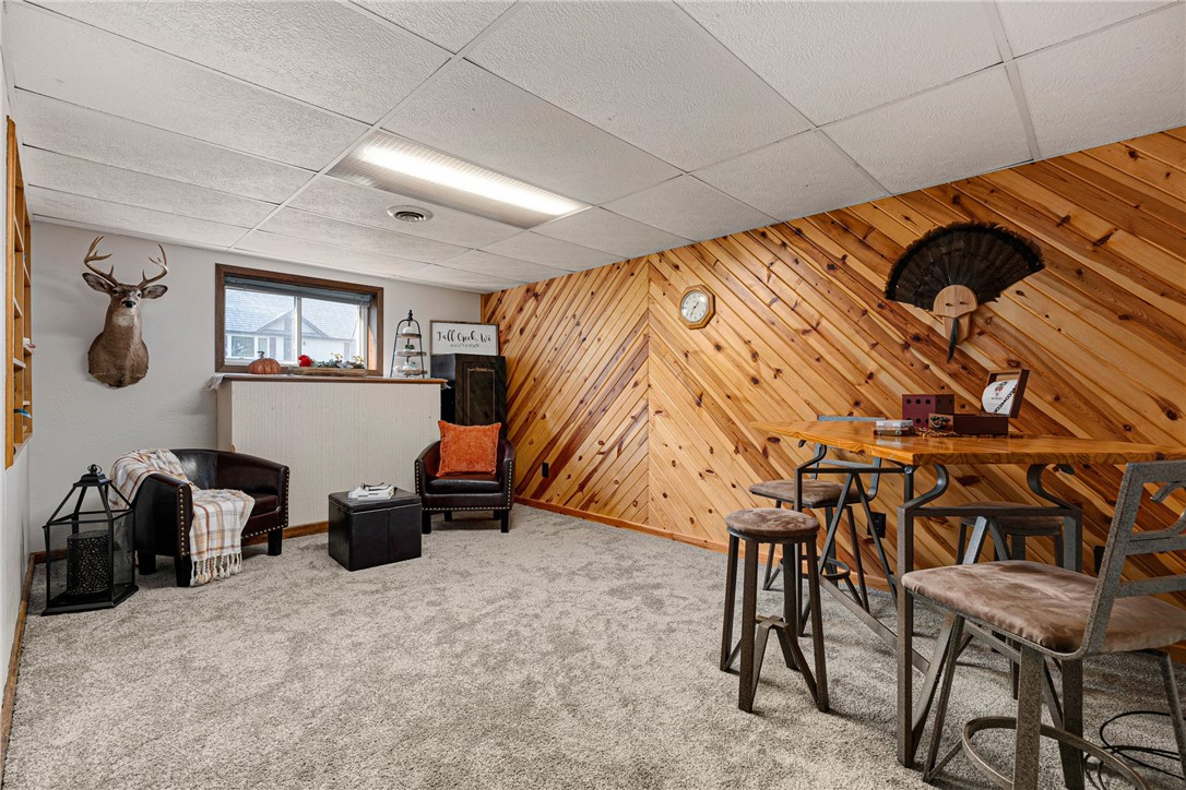 421 E Roosevelt Avenue