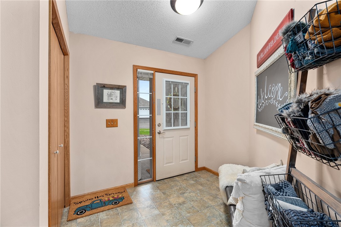 1230D E Orchard Beach Lane