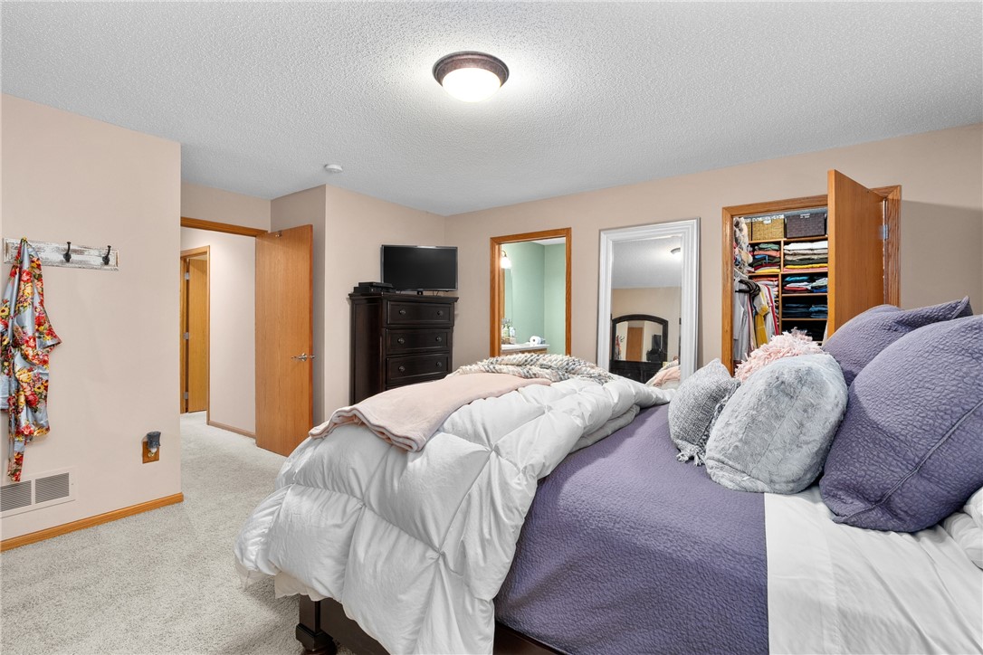 1230D E Orchard Beach Lane