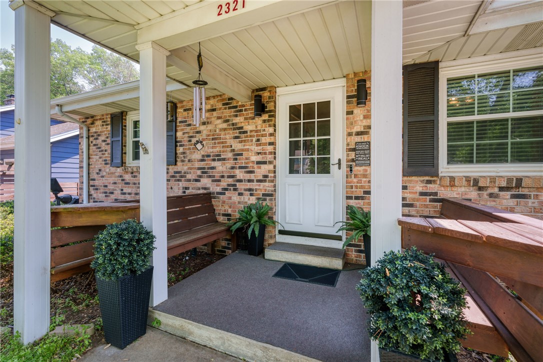 2321 Cleveland Street