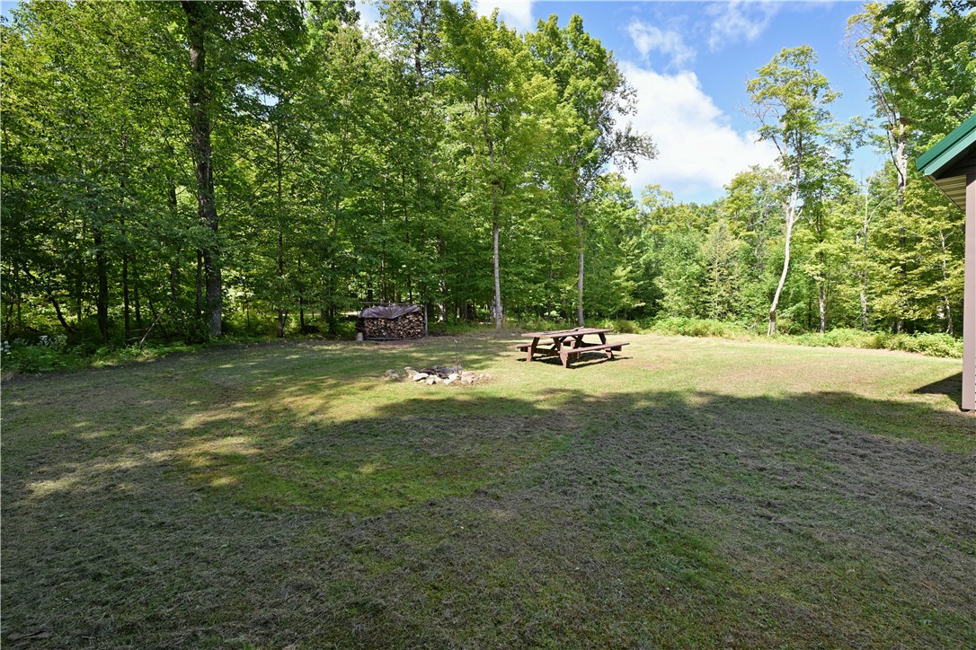 9379 N Chippewa Pines Way