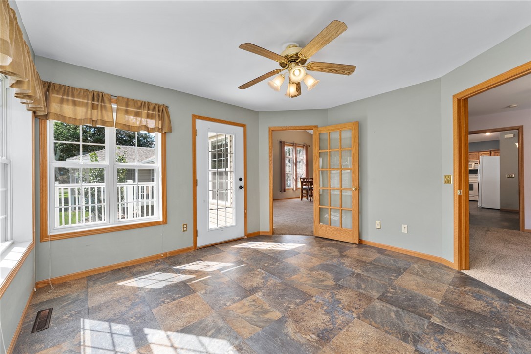 4221 E Hamilton Avenue 7