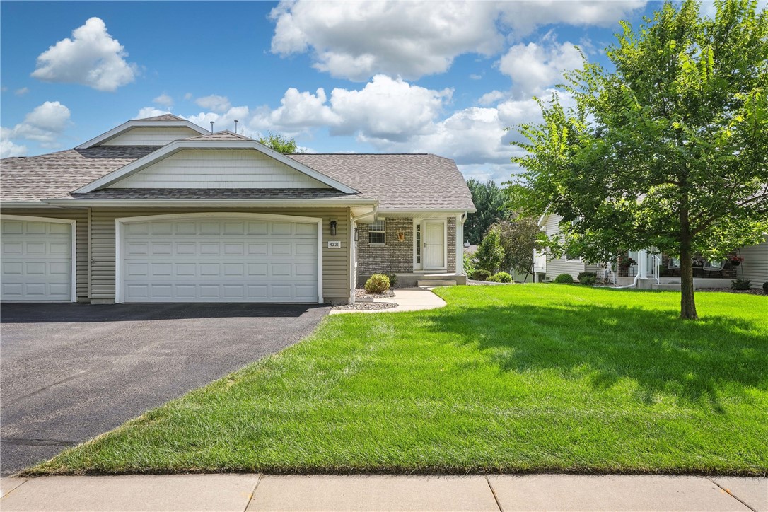 4221 E Hamilton Avenue 7