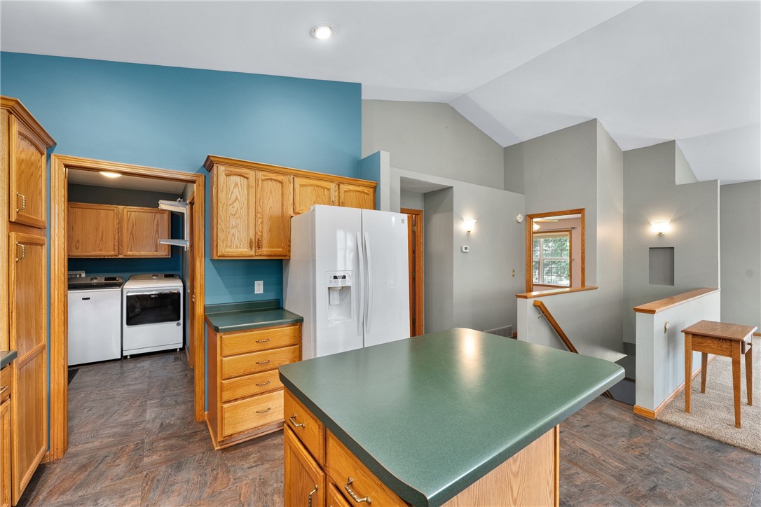 4221 E Hamilton Avenue 7