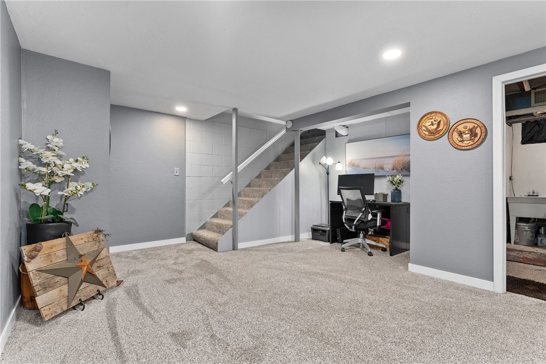 1516 Mitscher Avenue