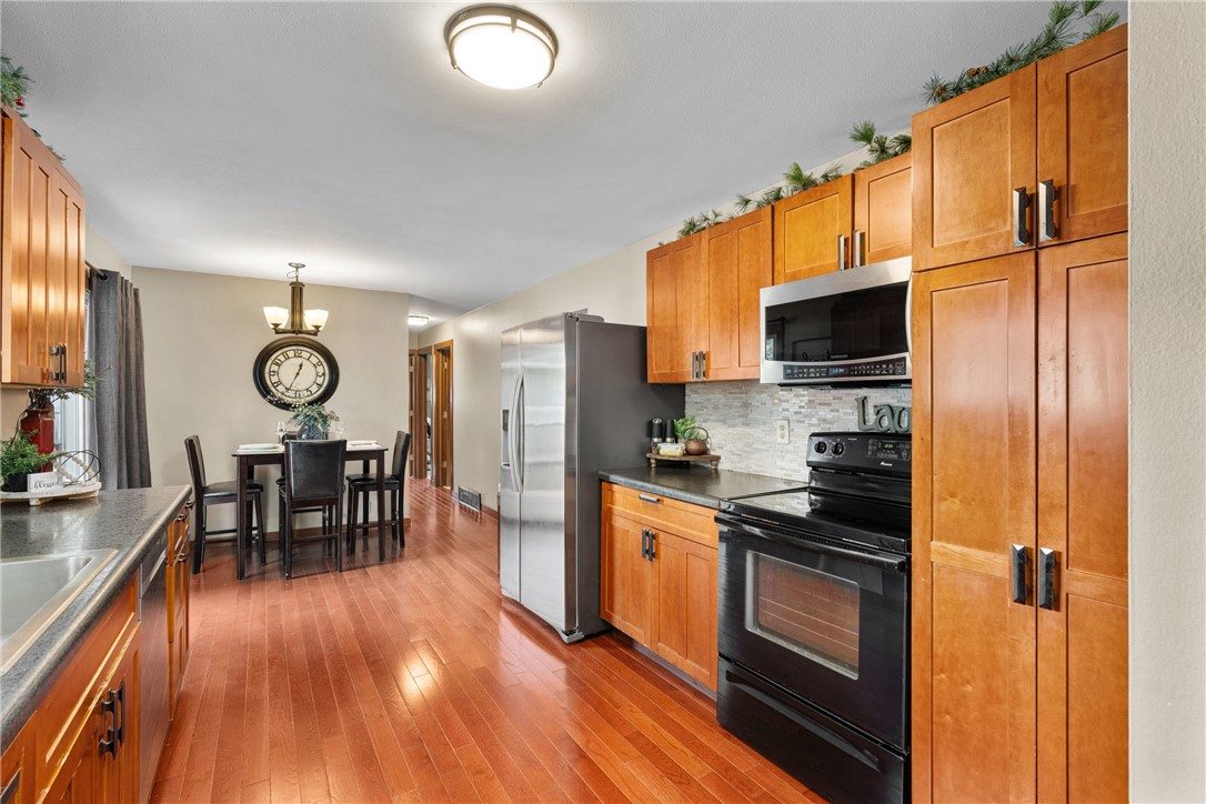 1516 Mitscher Avenue