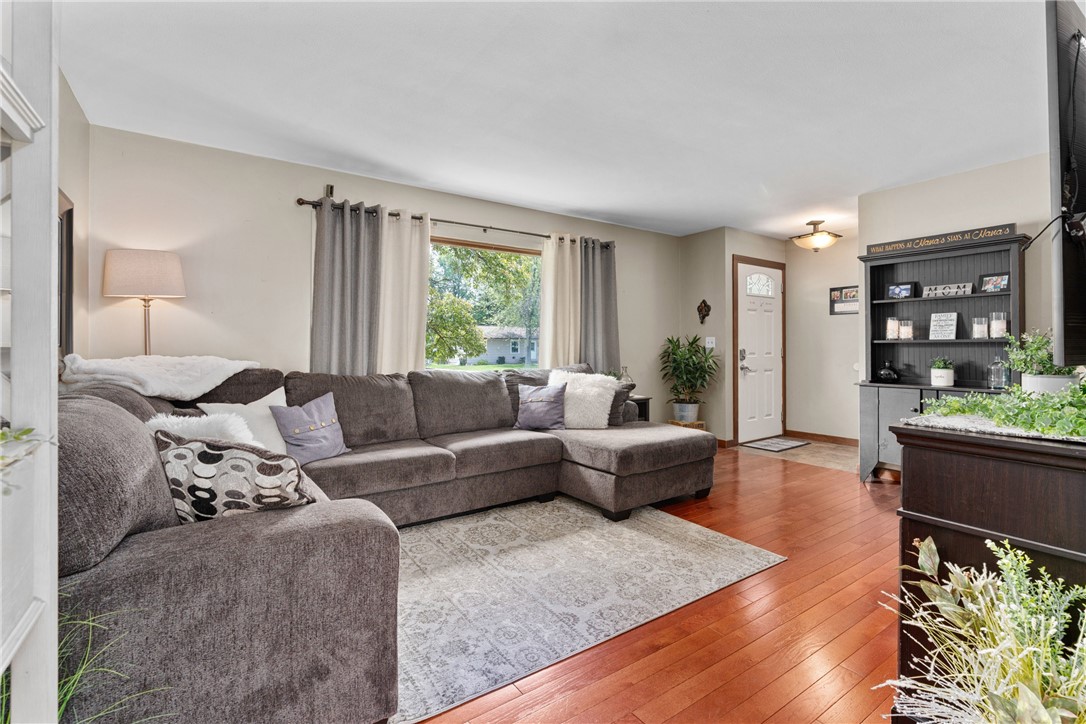 1516 Mitscher Avenue