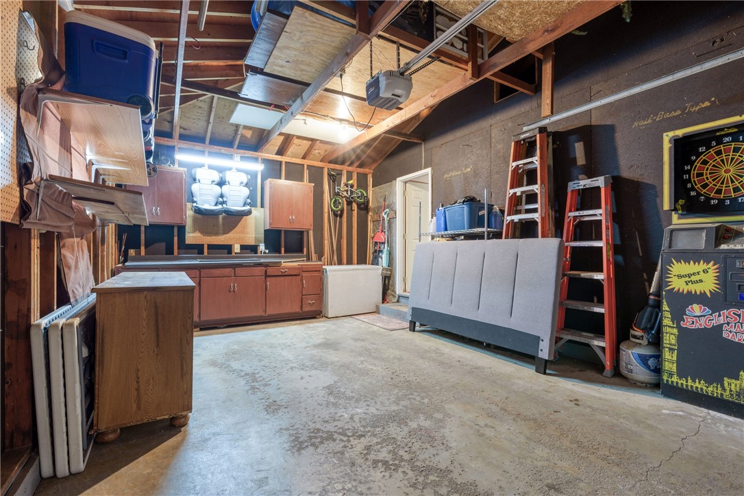 1516 Mitscher Avenue