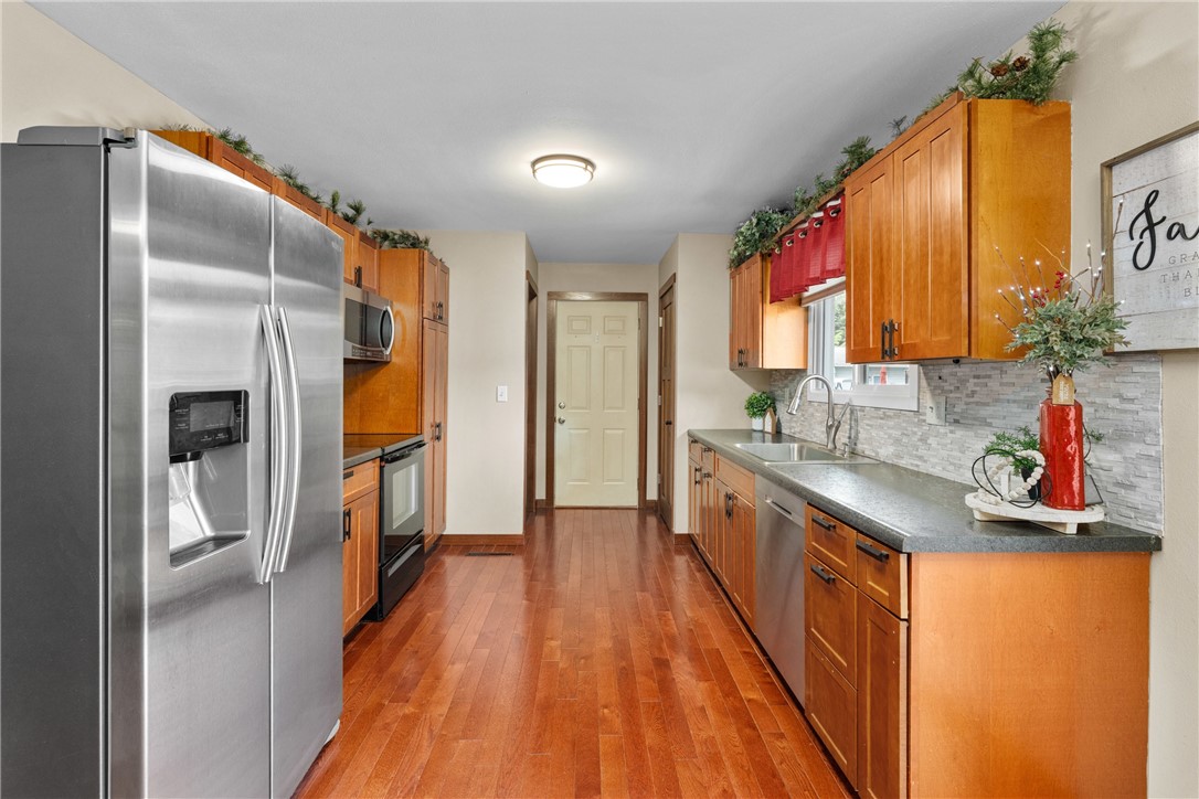 1516 Mitscher Avenue