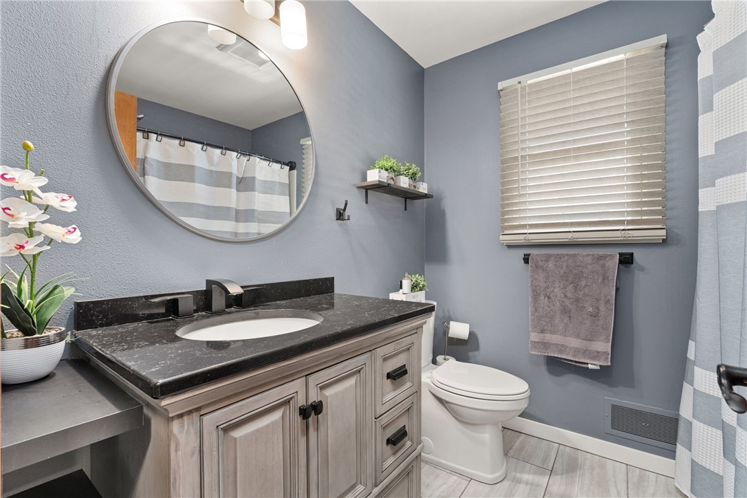 1516 Mitscher Avenue