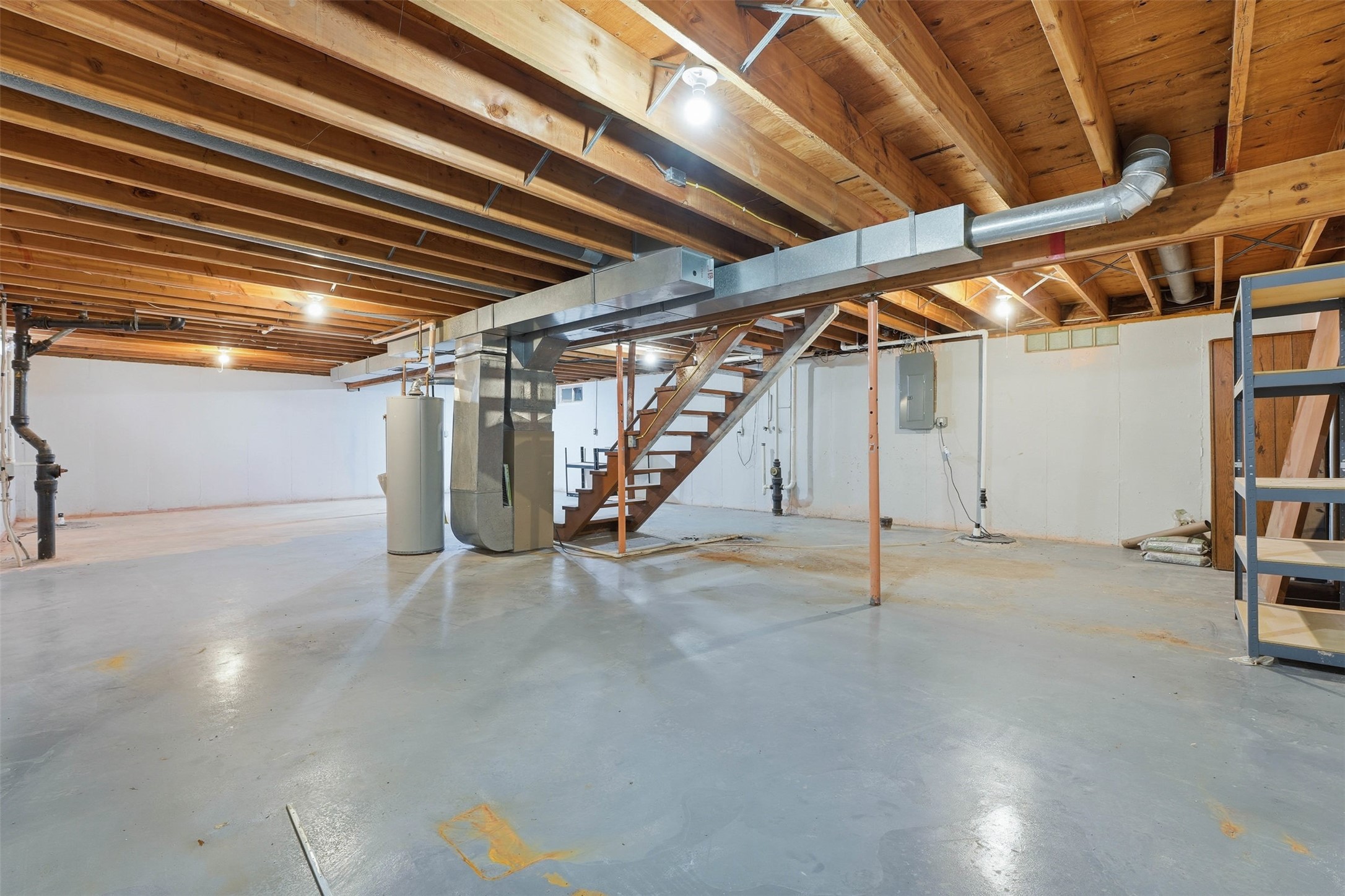 2234 Freeway Drive