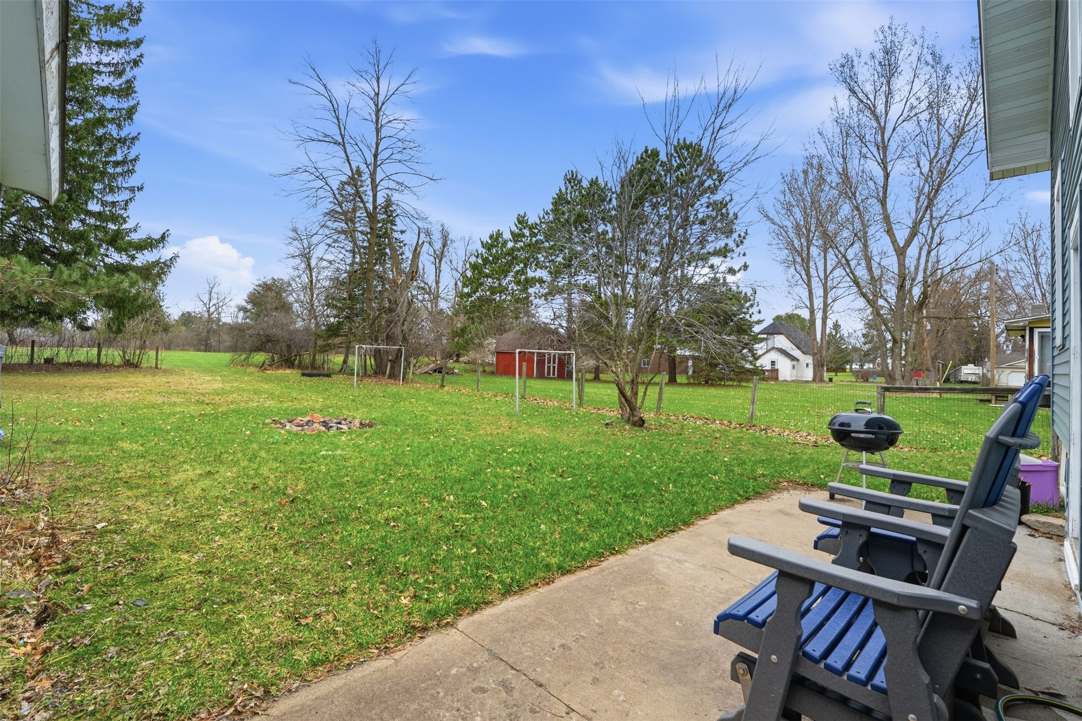 215 3rd Avenue S