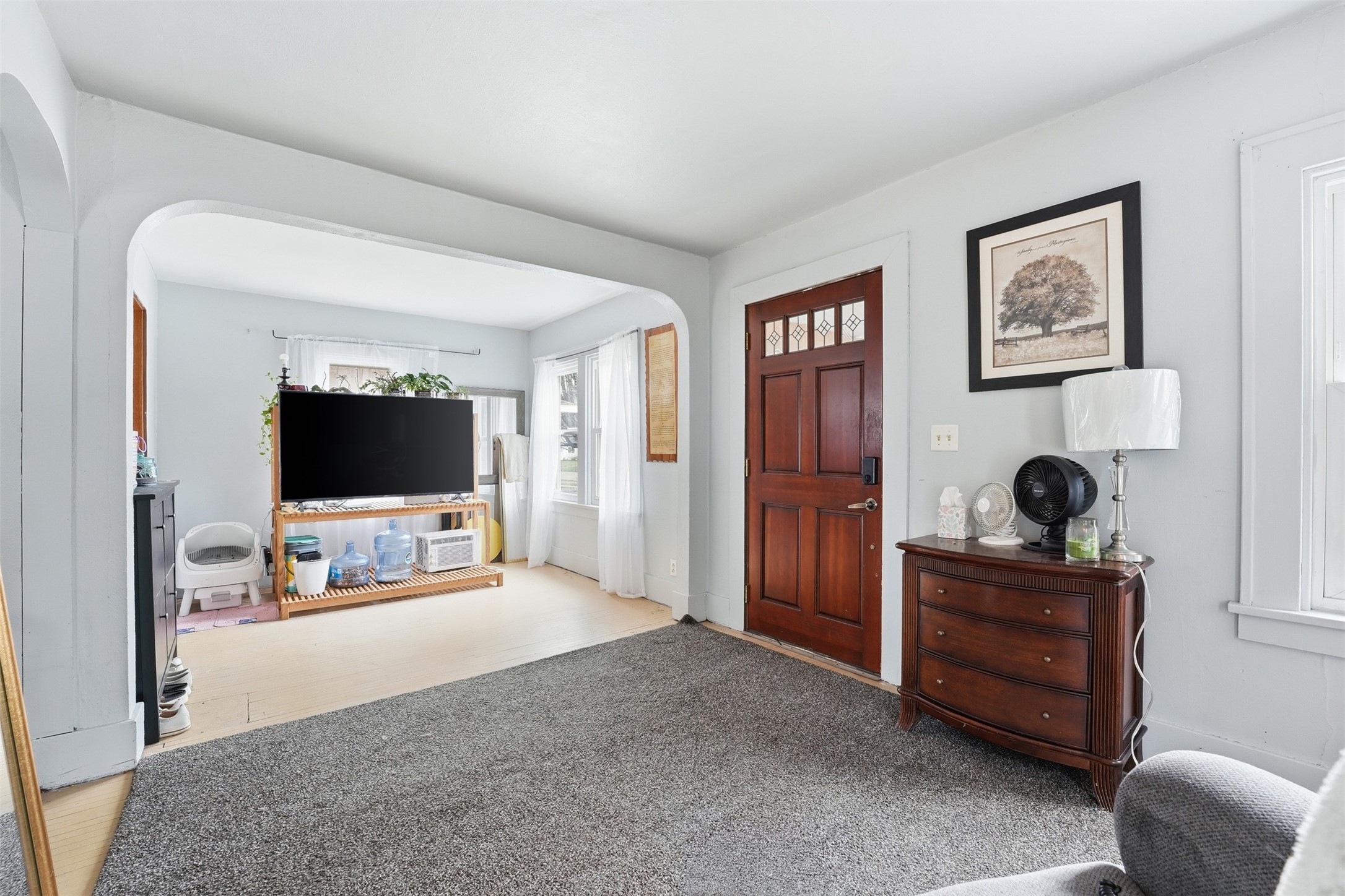 215 3rd Avenue S