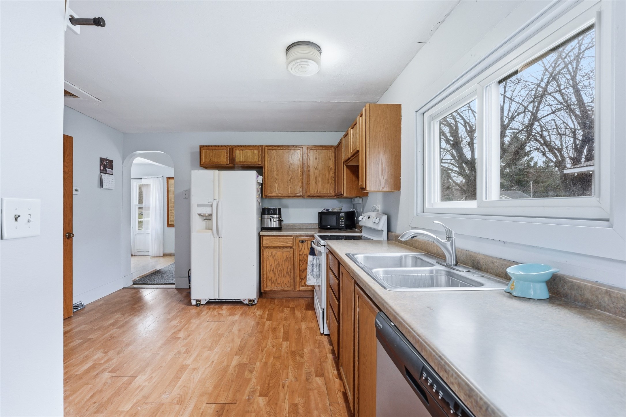 215 3rd Avenue S