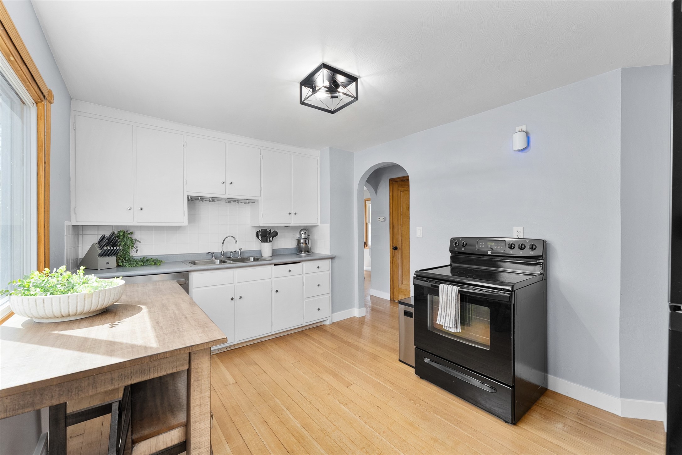 3003 8th Street