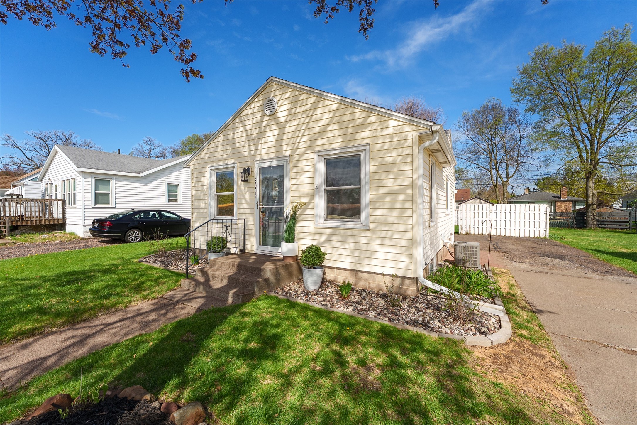 3003 8th Street