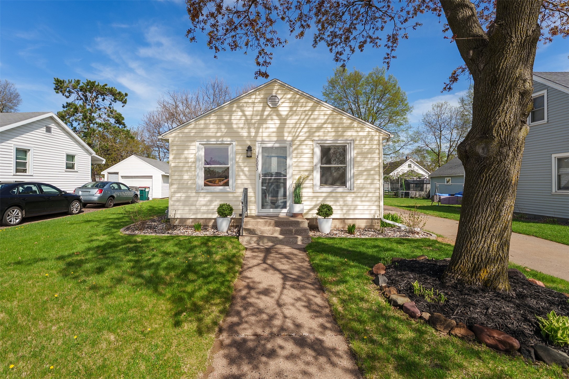 3003 8th Street