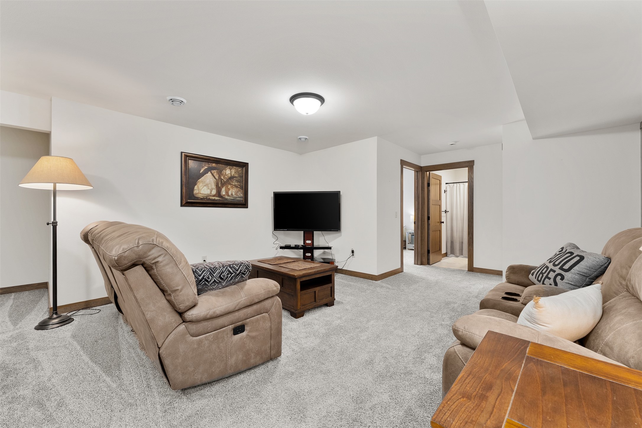 504 Hagman Street 26