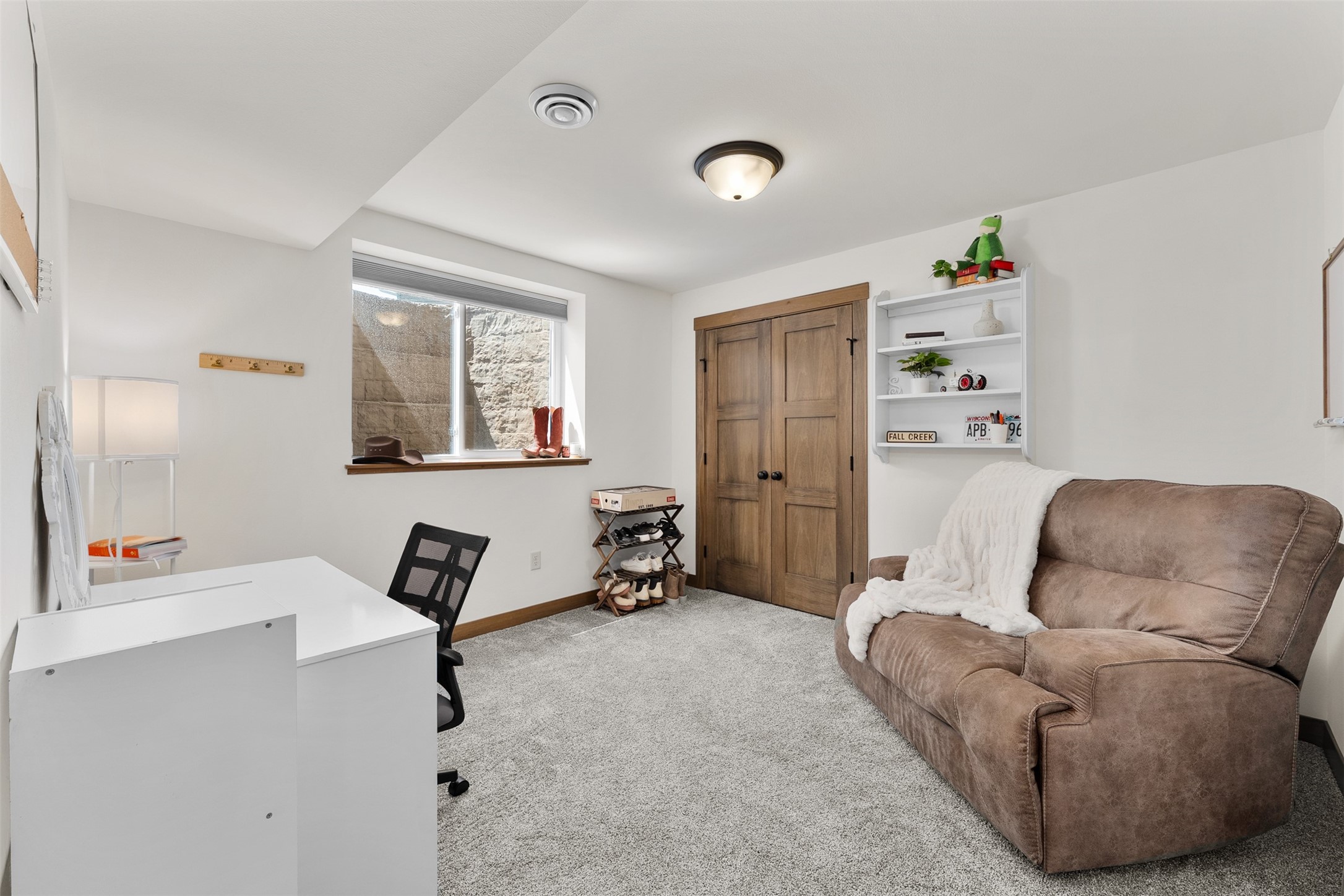 504 Hagman Street 26